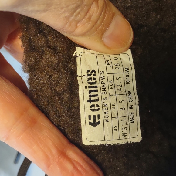 Etnies Brown Leather lace up boots Size 11 Medium - Picture 3 of 12